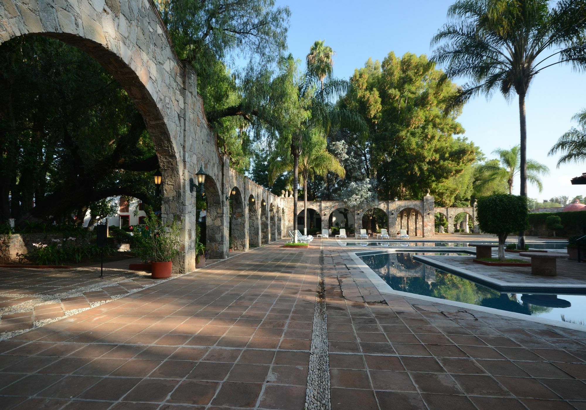 Hotel Mision San Gil San Juan del Río Exterior foto